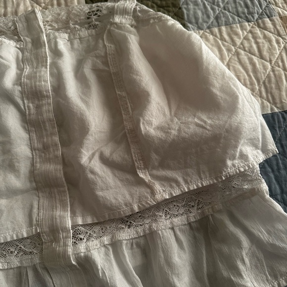 American Eagle Women’s Tank Blouse - Picture 6 of 6